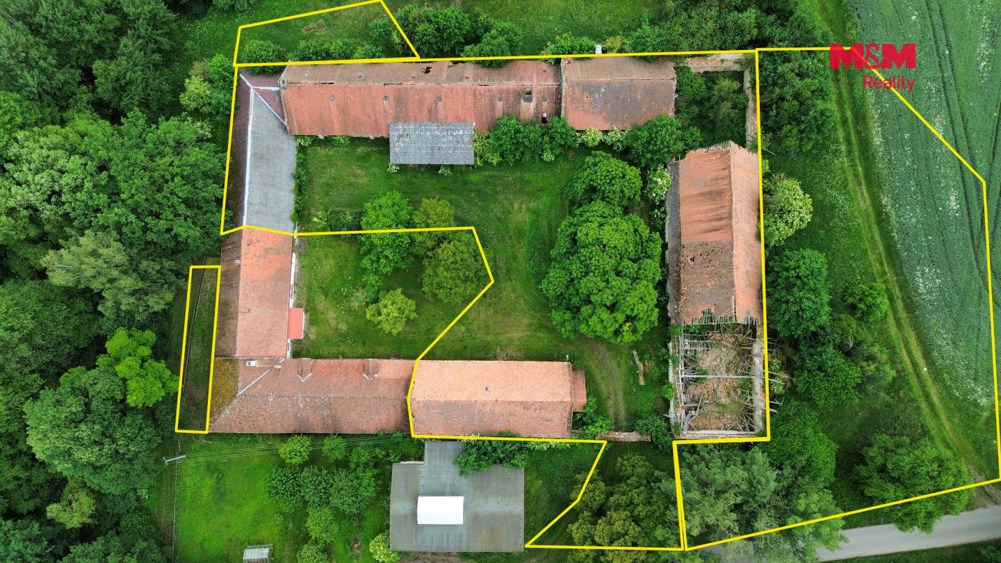 Prodej komerčního prostoru 600 m² - foto 2