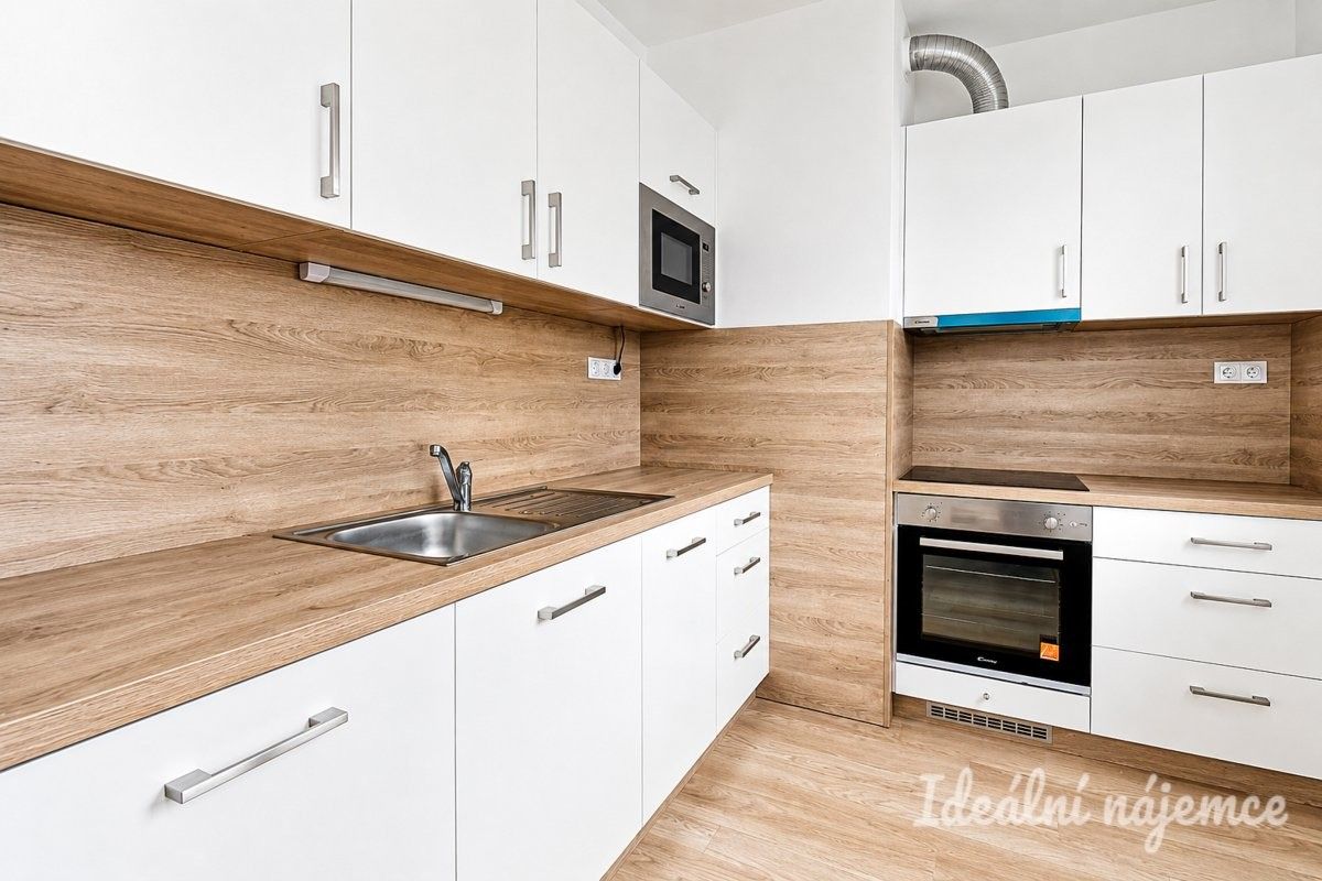 Prodej bytu 1+kk 32 m² - foto 1