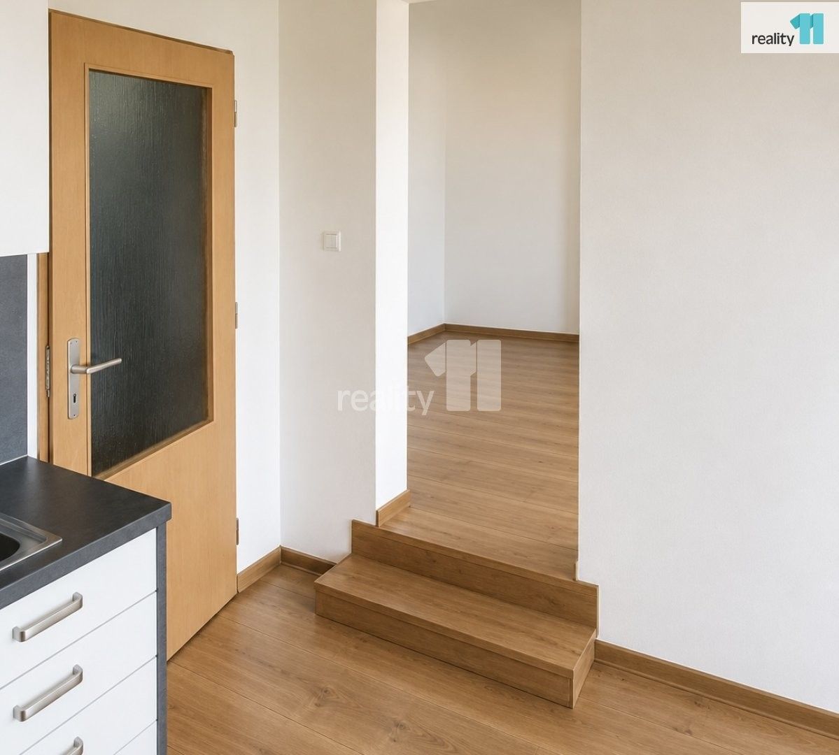 Pronájem bytu 3+kk 50 m² - foto 7