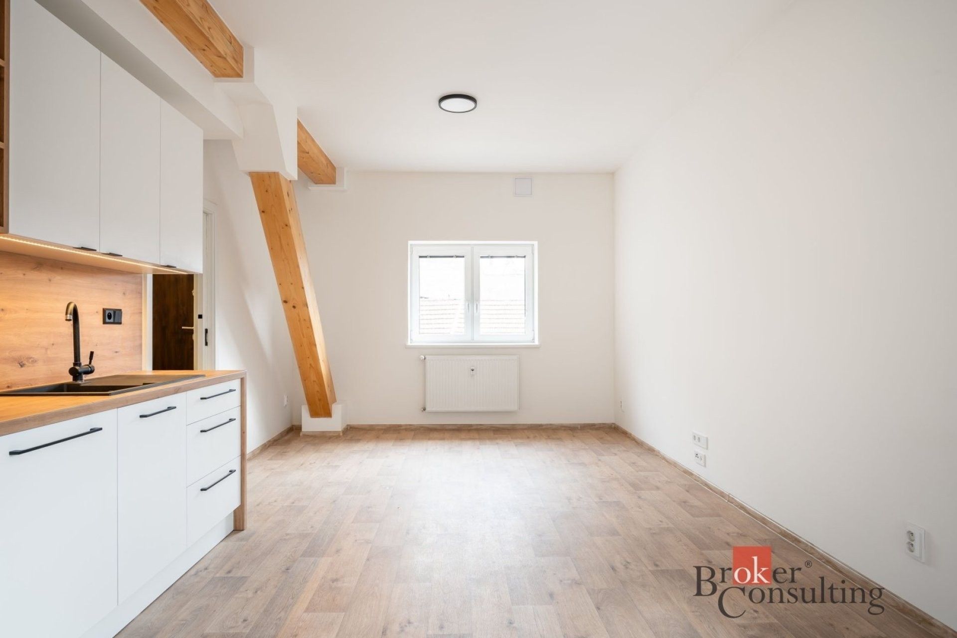Pronájem bytu 2+kk 46 m² - foto 8