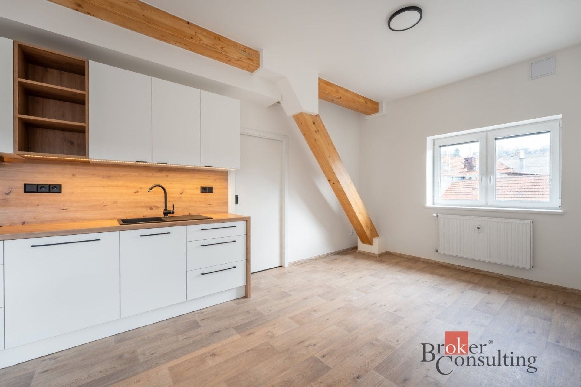 Pronájem bytu 2+kk 46 m² - foto 5