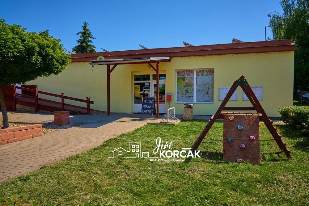 Prodej komerčního prostoru 442 m² - foto 6