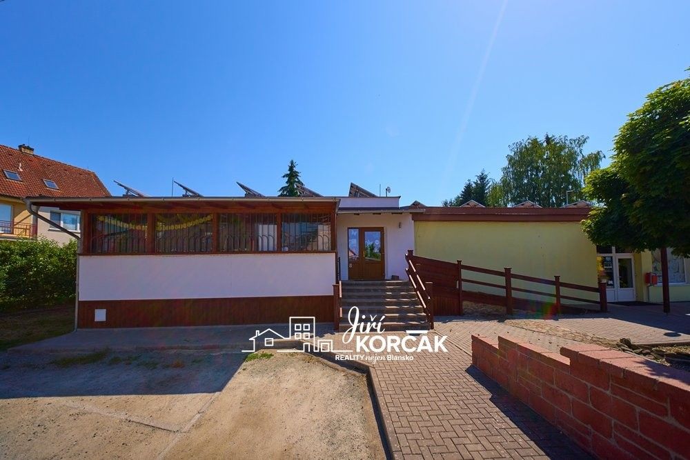 Prodej komerčního prostoru 442 m² - foto 9