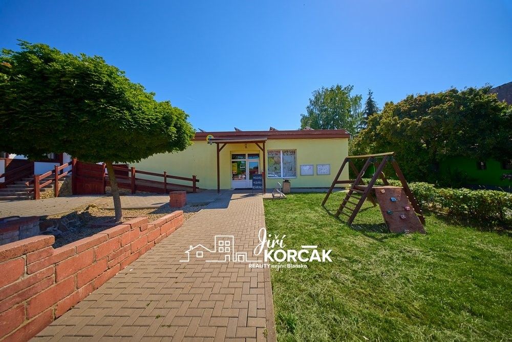 Prodej komerčního prostoru 442 m² - foto 16