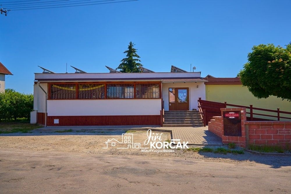 Prodej komerčního prostoru 442 m² - foto 19