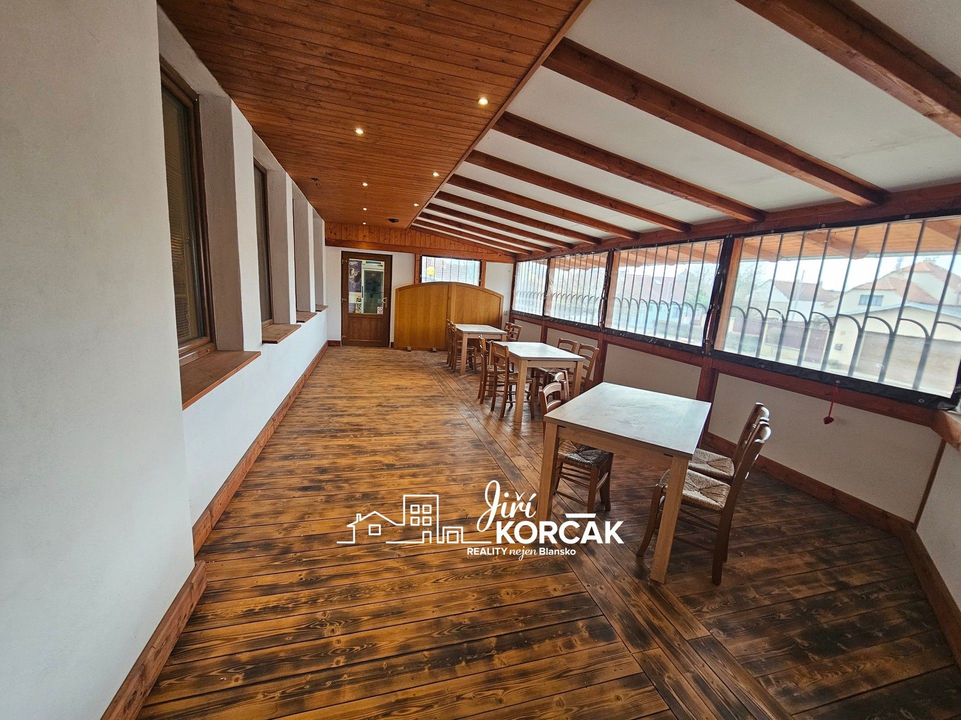 Prodej komerčního prostoru 442 m² - foto 23
