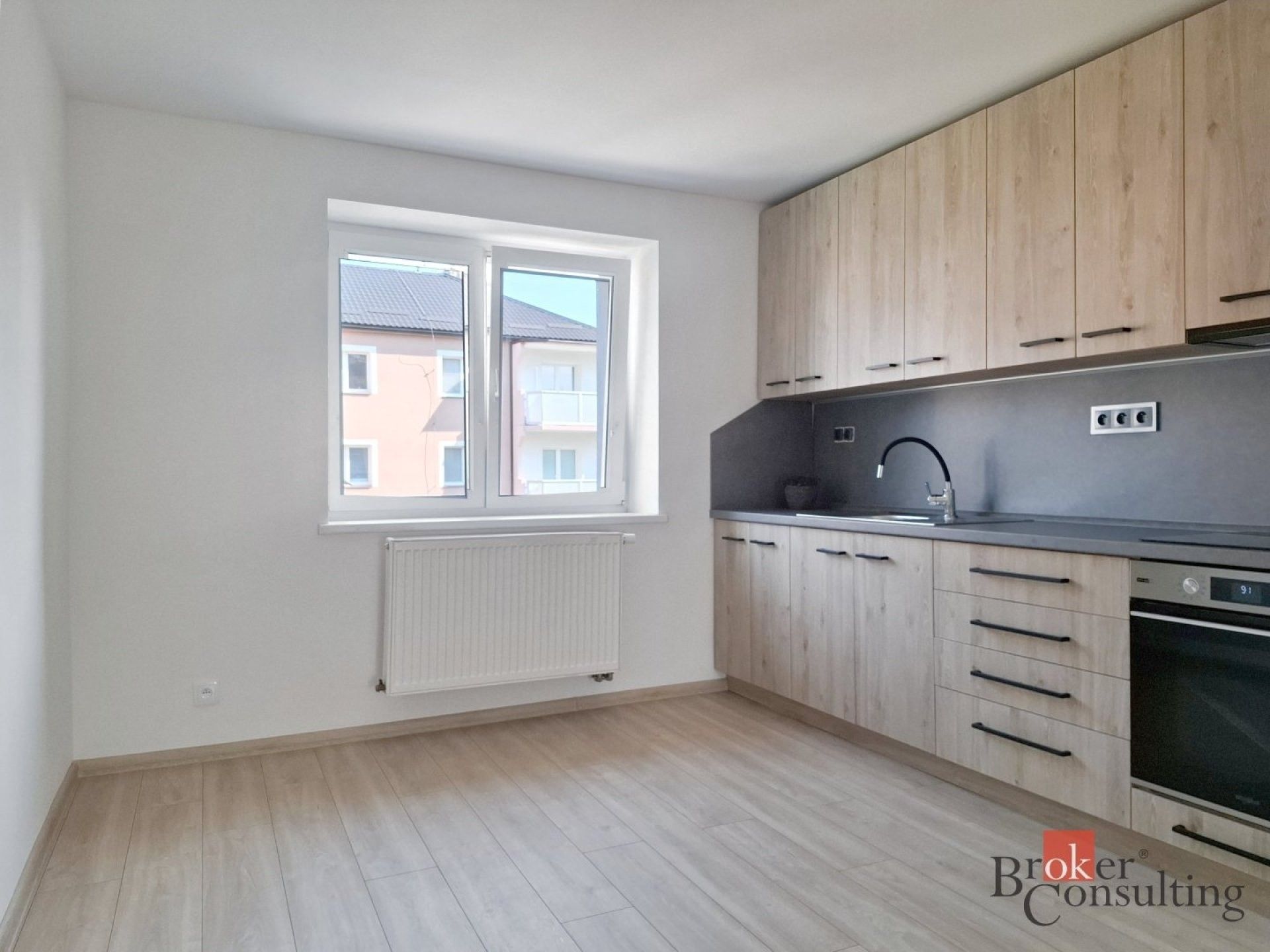 Pronájem bytu 2+1 49 m² - foto 8