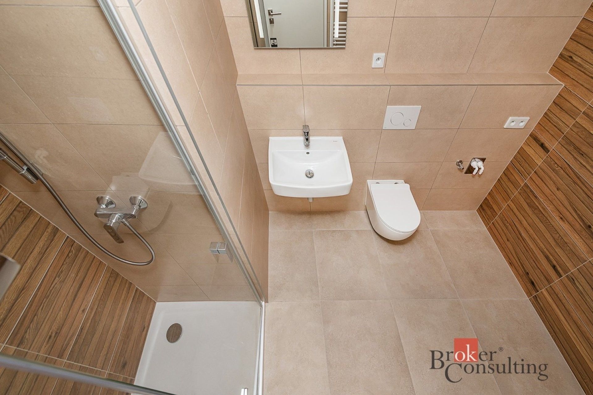 Pronájem bytu 1+kk 38 m² - foto 15
