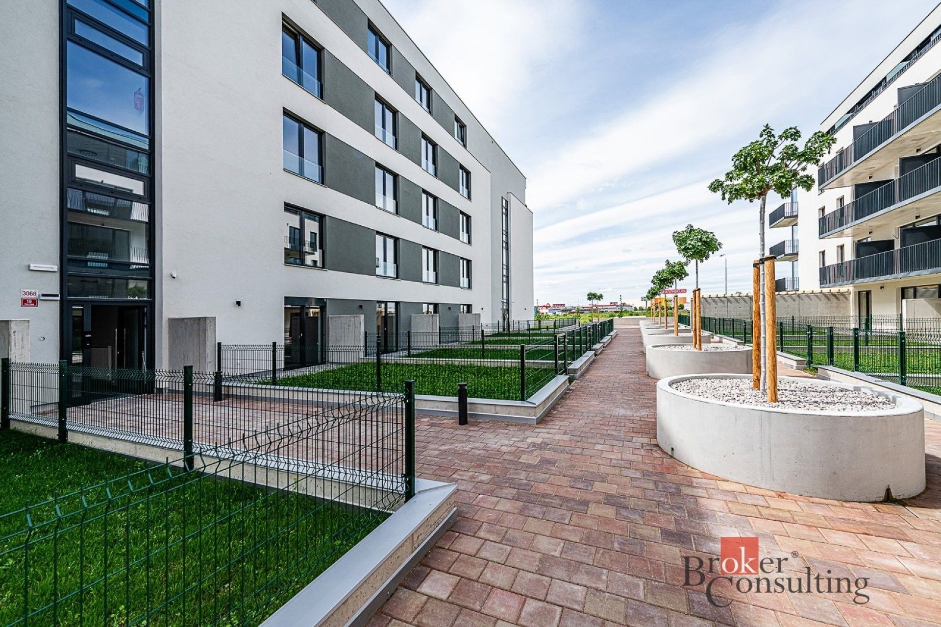 Pronájem bytu 1+kk 38 m² - foto 21