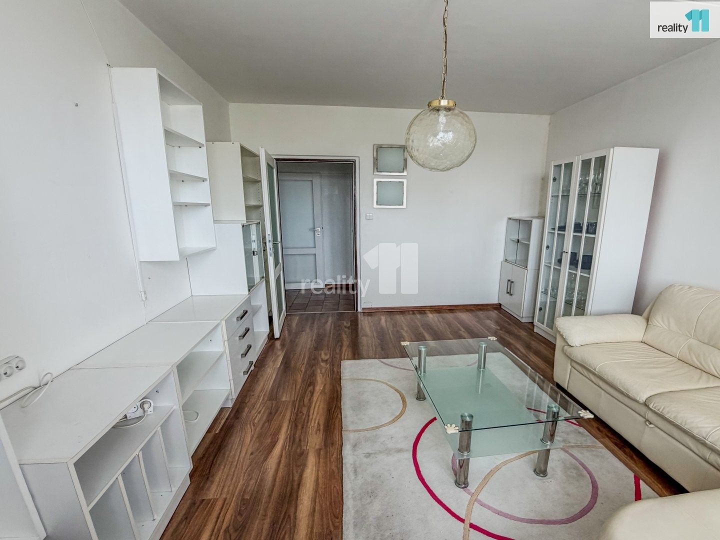 Pronájem bytu 2+1 57 m² - foto 4