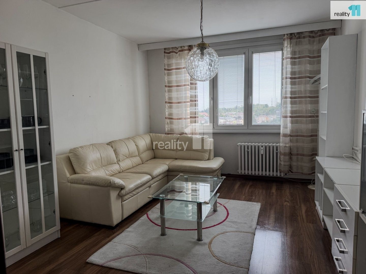 Pronájem bytu 2+1 57 m² - foto 3