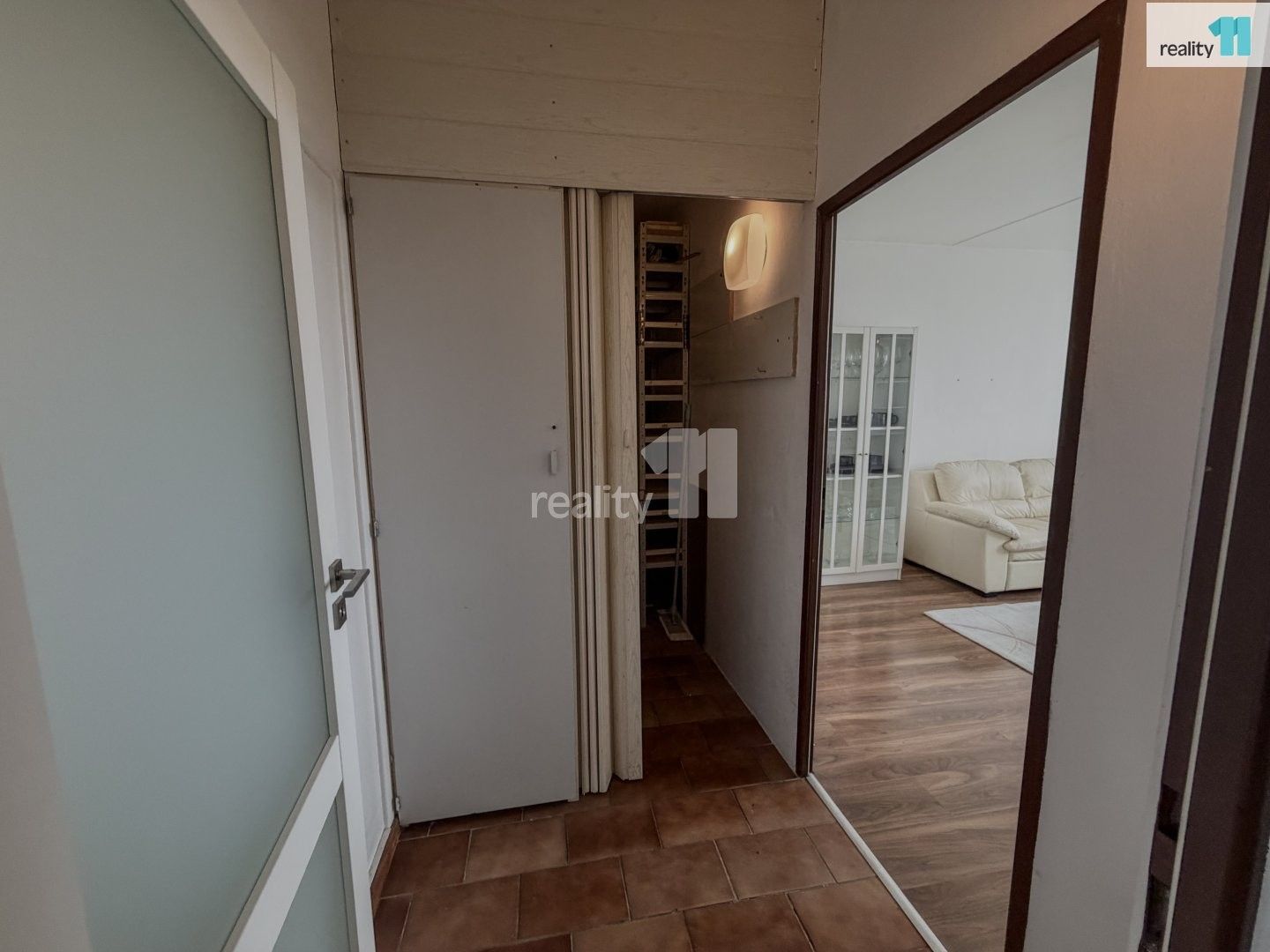 Pronájem bytu 2+1 57 m² - foto 15