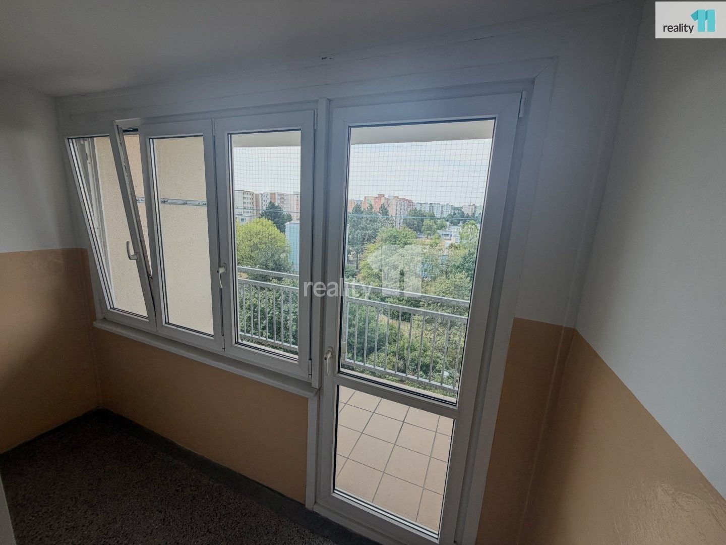 Pronájem bytu 2+1 57 m² - foto 18