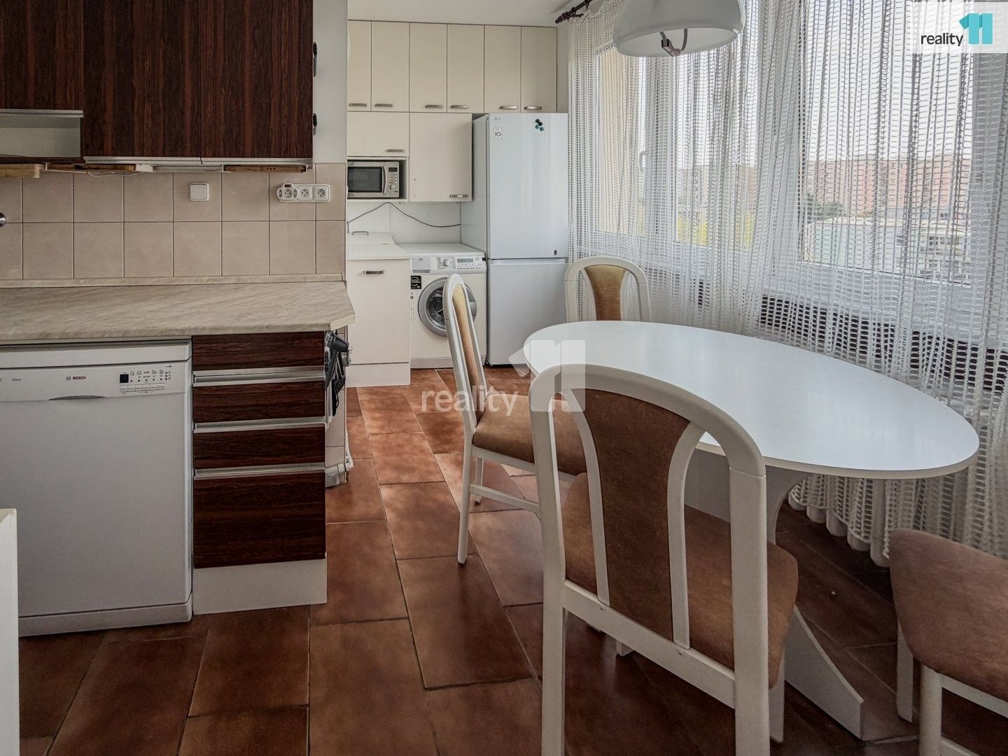 Pronájem bytu 2+1 57 m² - foto 23