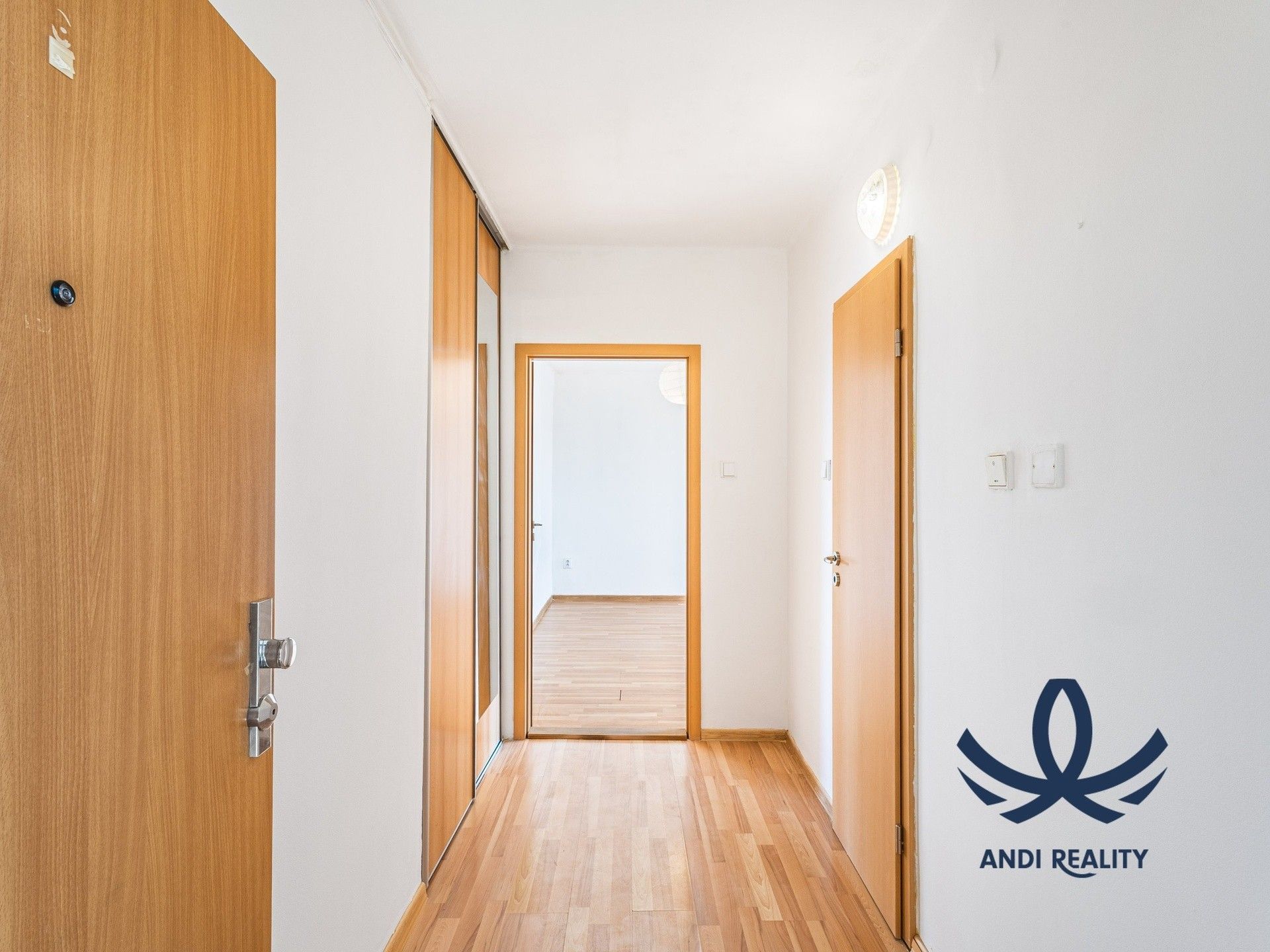Prodej bytu 1+1 44 m² - foto 5