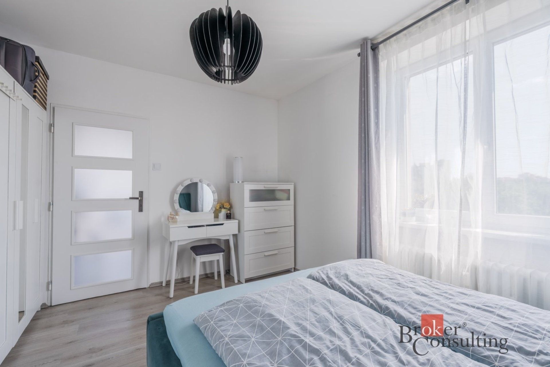 Pronájem bytu 2+1 51 m² - foto 4