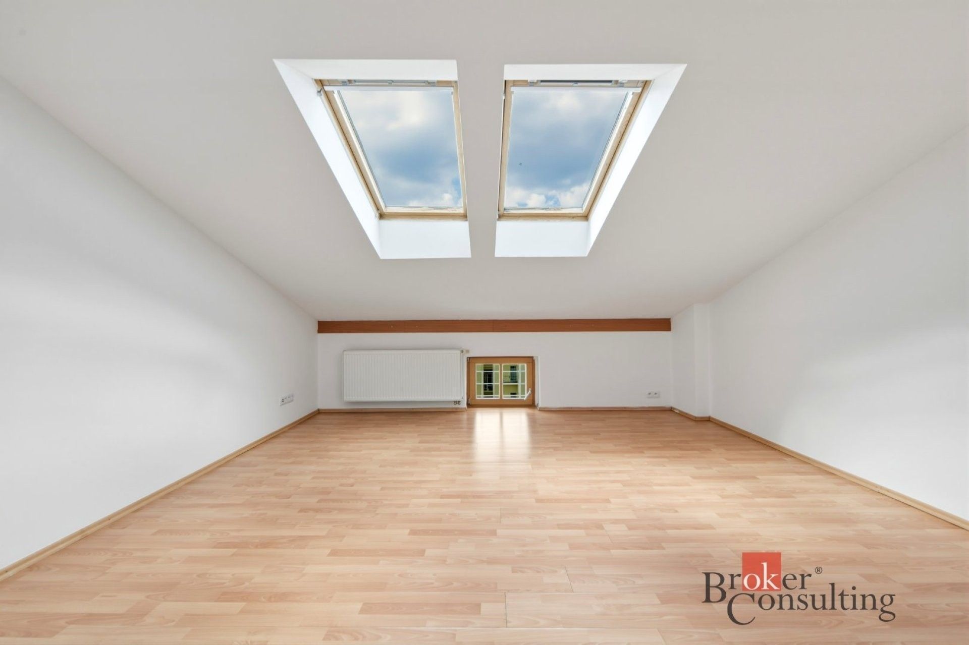 Pronájem bytu 3+kk 101 m² - foto 5
