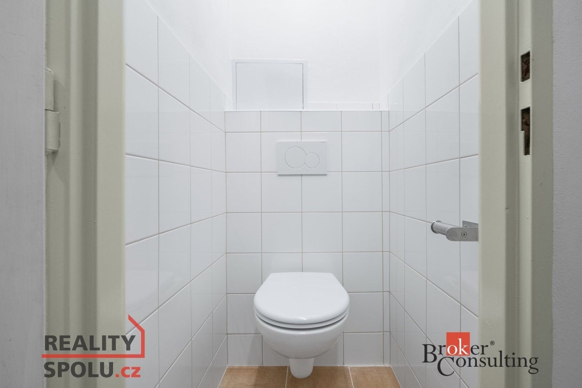 Pronájem bytu 1+1 40 m² - foto 5