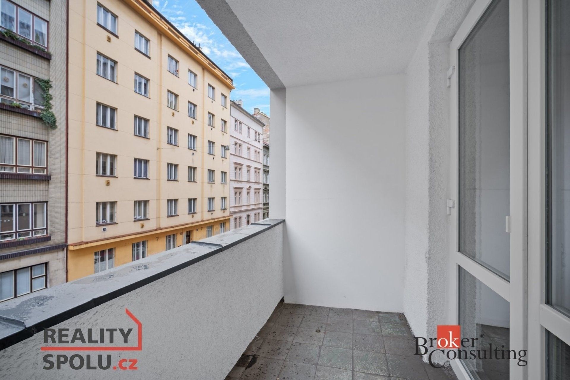 Pronájem bytu 1+1 40 m² - foto 7