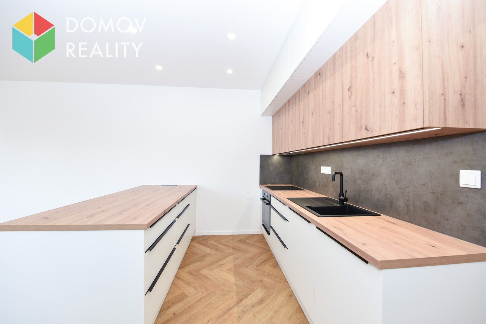 Prodej bytu 2+kk 64 m² - foto 2
