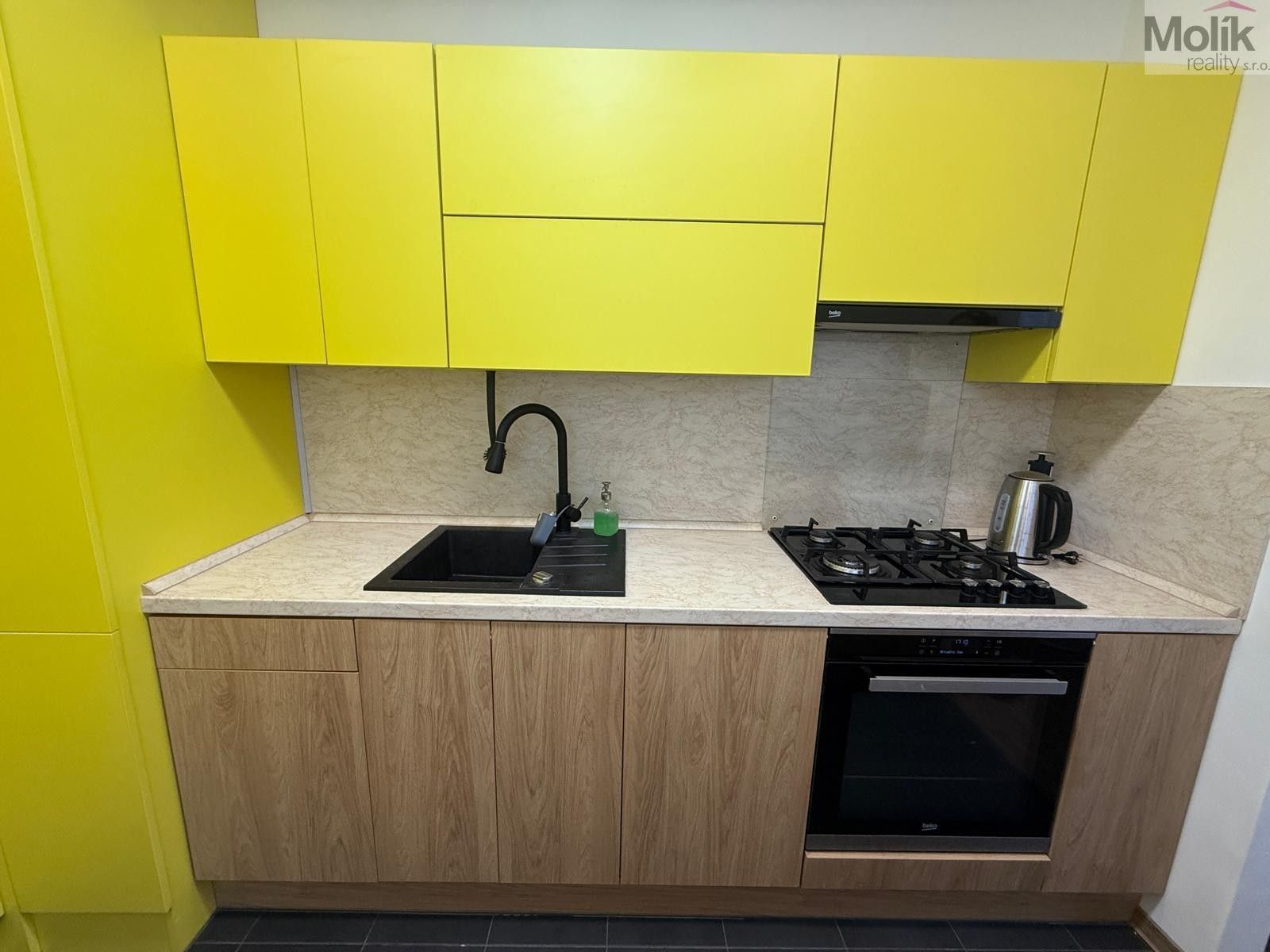 Pronájem bytu 3+1 63 m² - foto 15