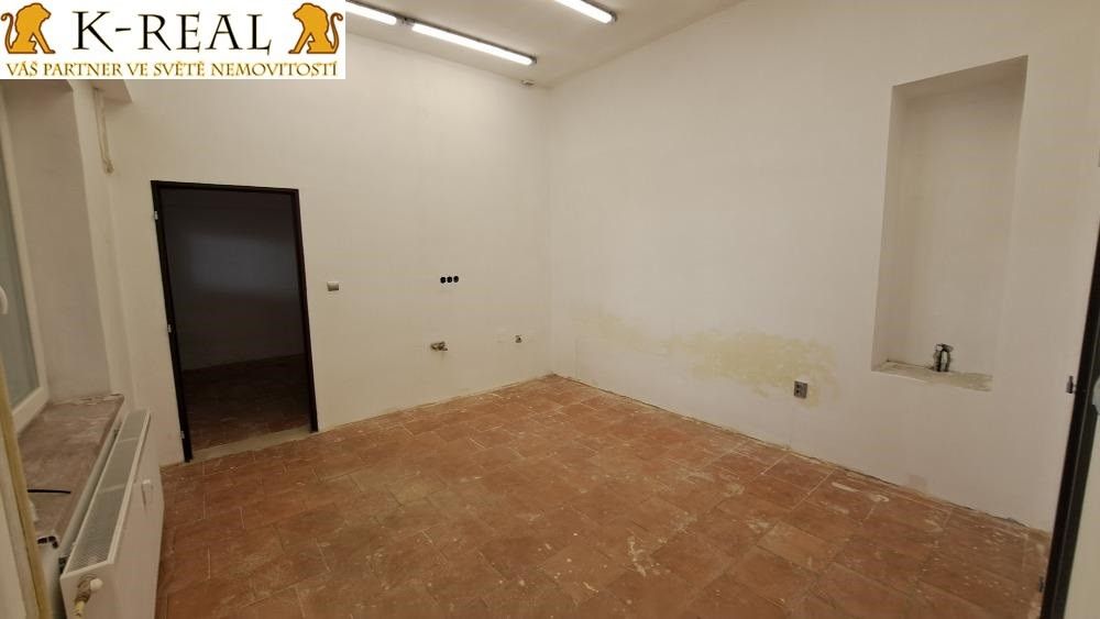 Pronájem bytu 1+1 30 m² - foto 2