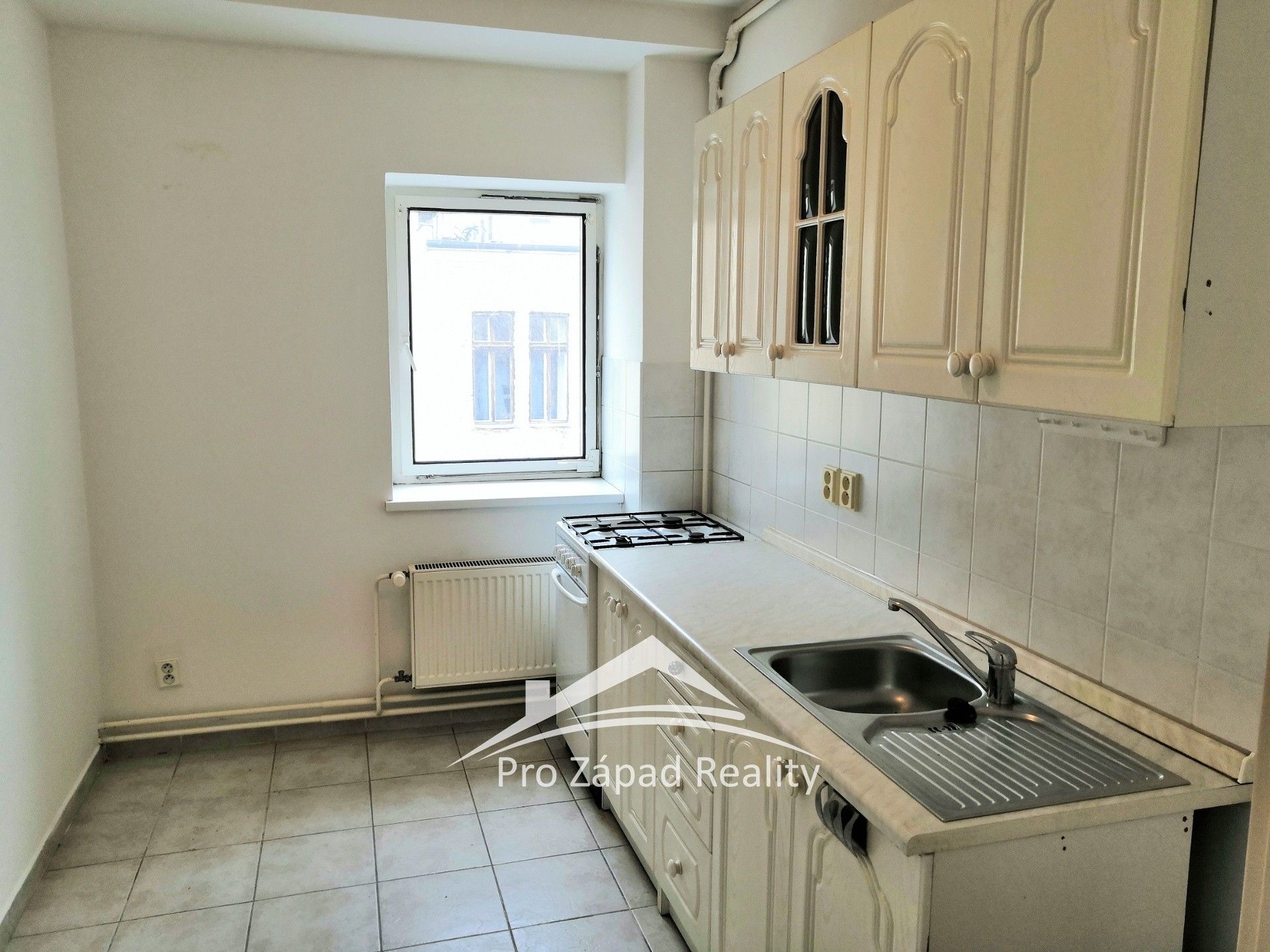 Pronájem bytu 2+1 67 m² - foto 4