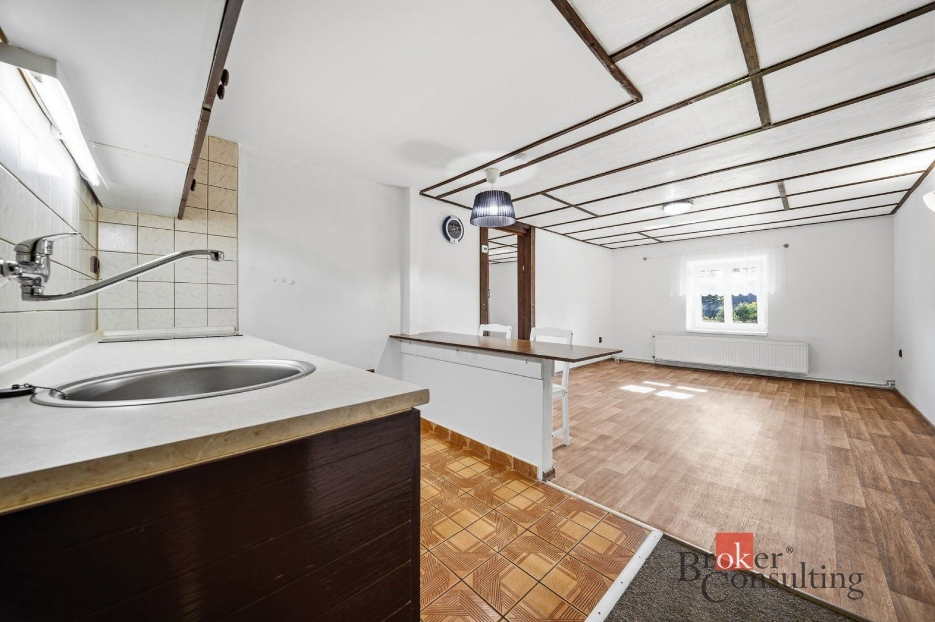 Pronájem bytu 2+kk 48 m² - foto 3