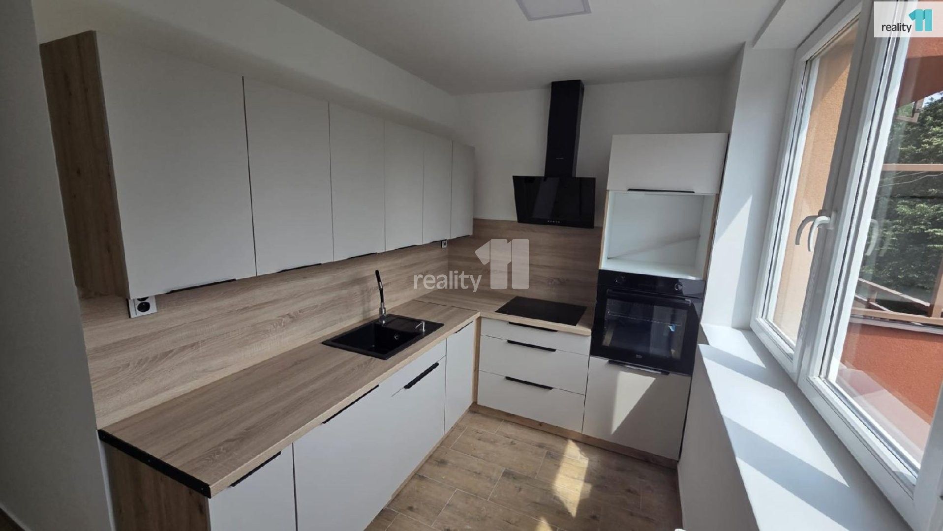 Prodej bytu 2+1 59 m² - foto 2