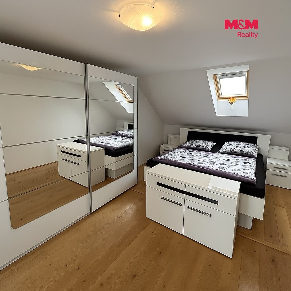 Pronájem bytu 2+1 55 m² - foto 4