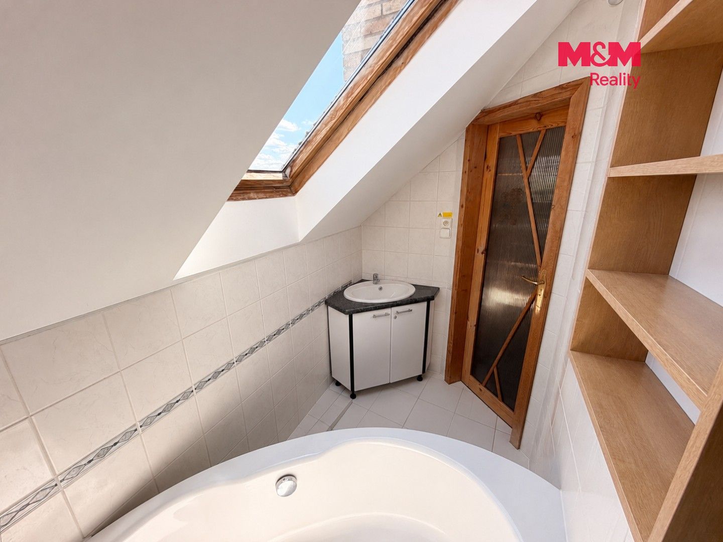 Prodej komerčního prostoru 851 m² - foto 25