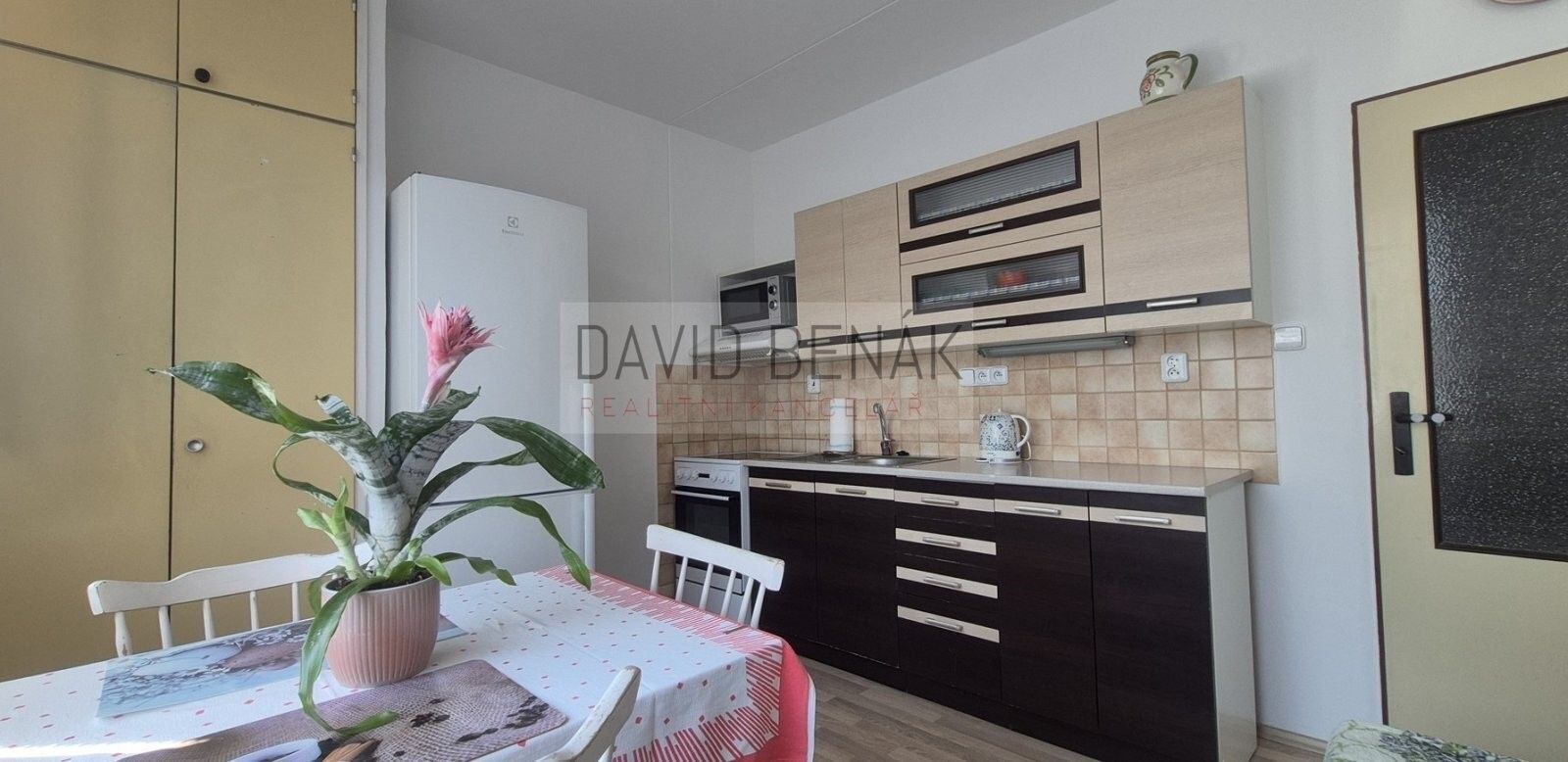 Prodej bytu 1+1 37 m² - foto 3