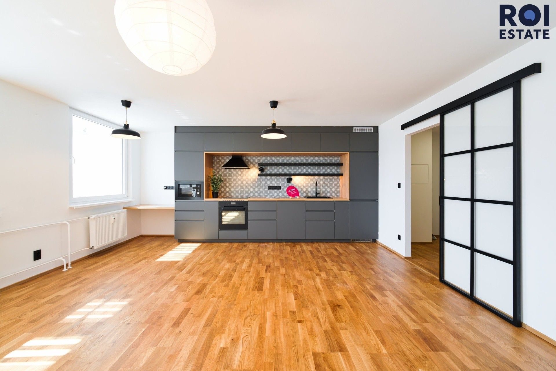 Pronájem bytu 3+kk 76 m² - foto 1