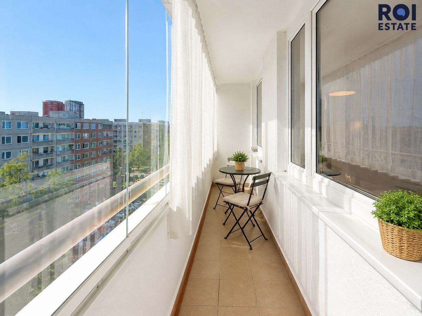 Pronájem bytu 3+kk 76 m² - foto 4
