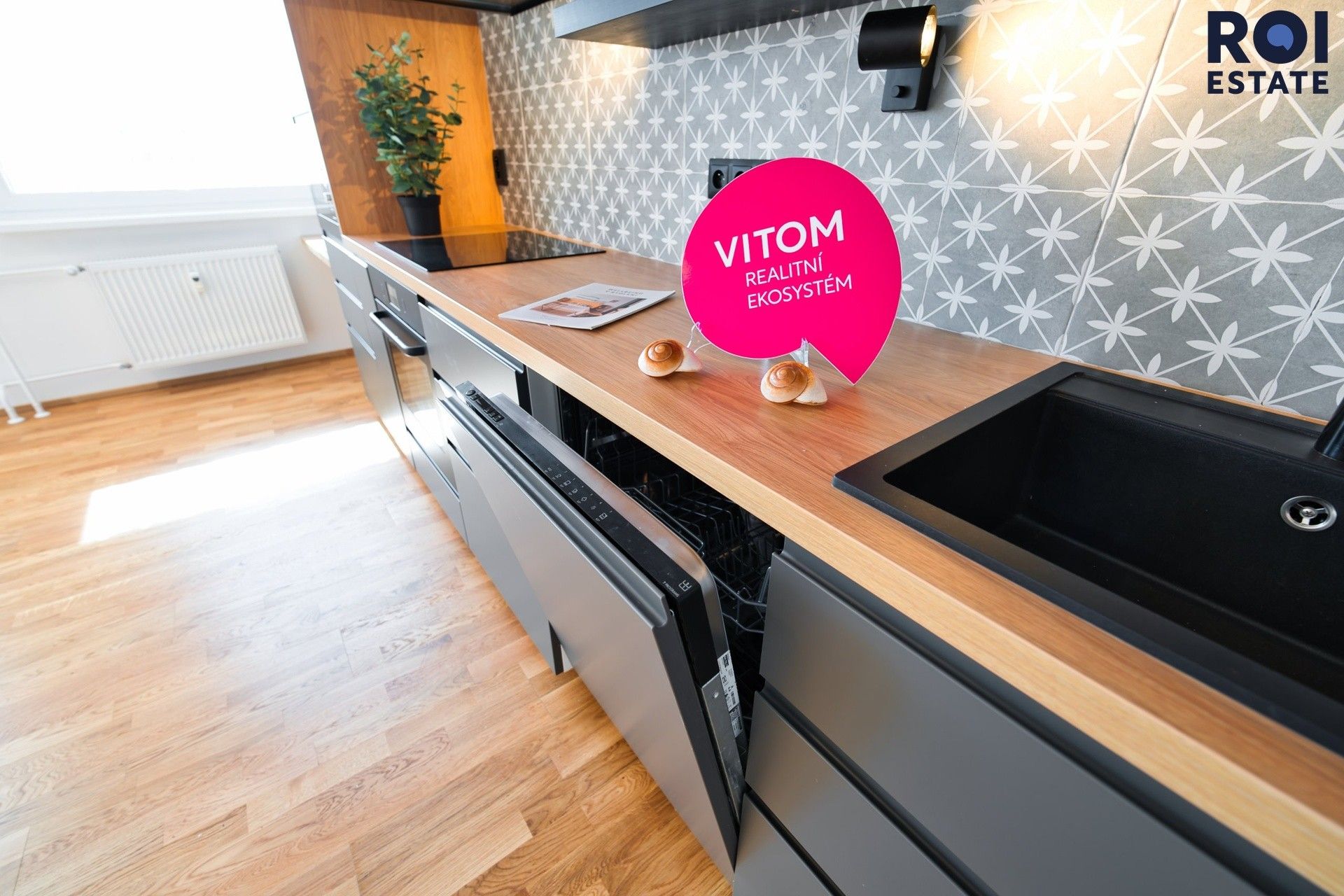 Pronájem bytu 3+kk 76 m² - foto 11