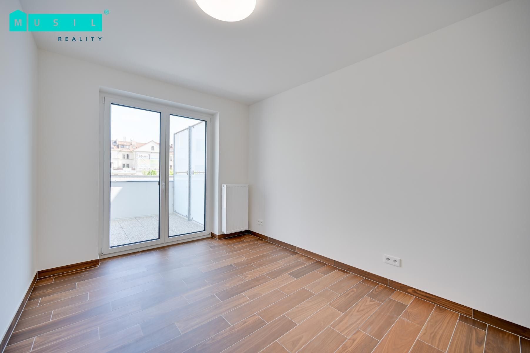 Pronájem bytu 2+kk 44 m² - foto 8