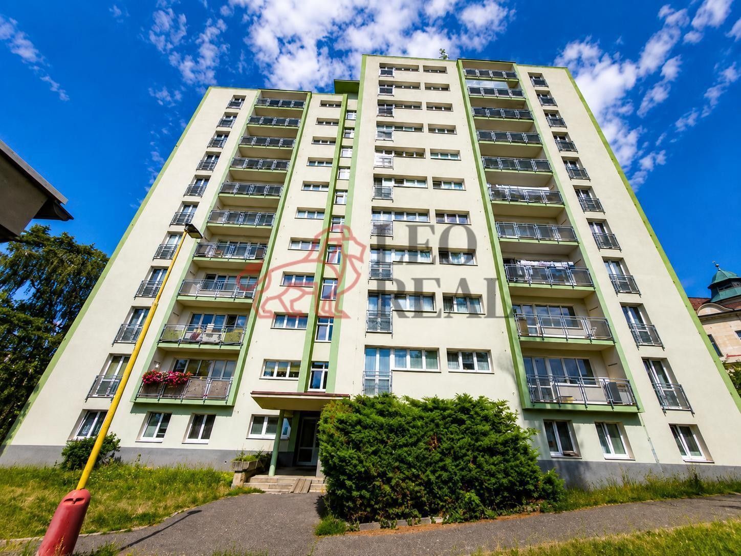 Pronájem bytu 3+1 80 m² - foto 12