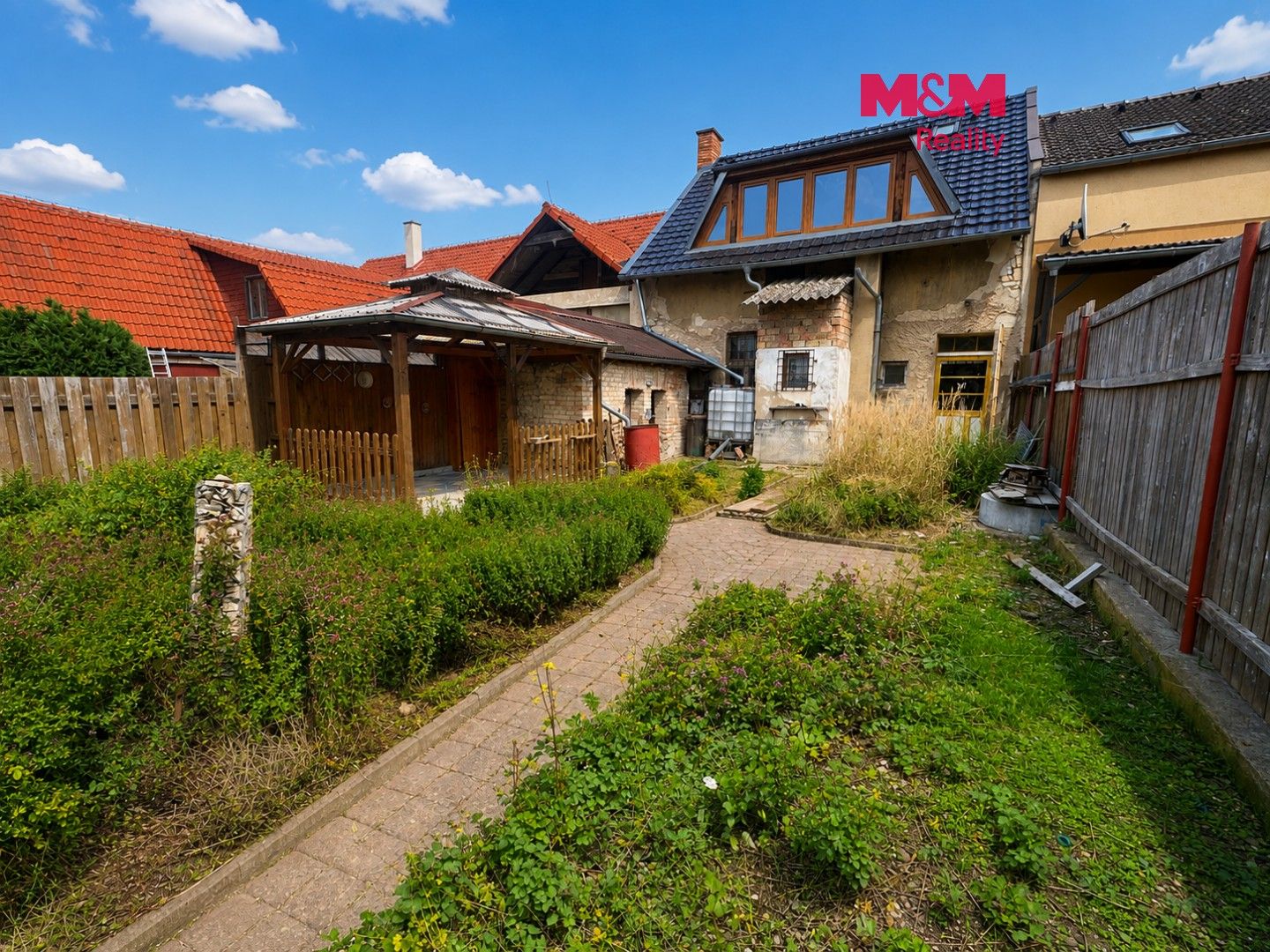Prodej domu 100 m² - foto 1