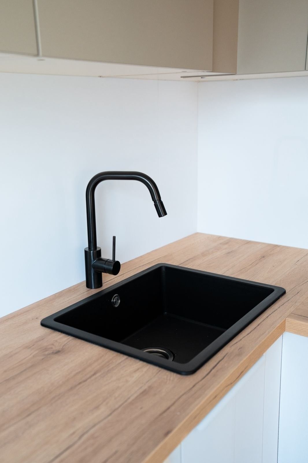 Pronájem bytu 2+1 44 m² - foto 4