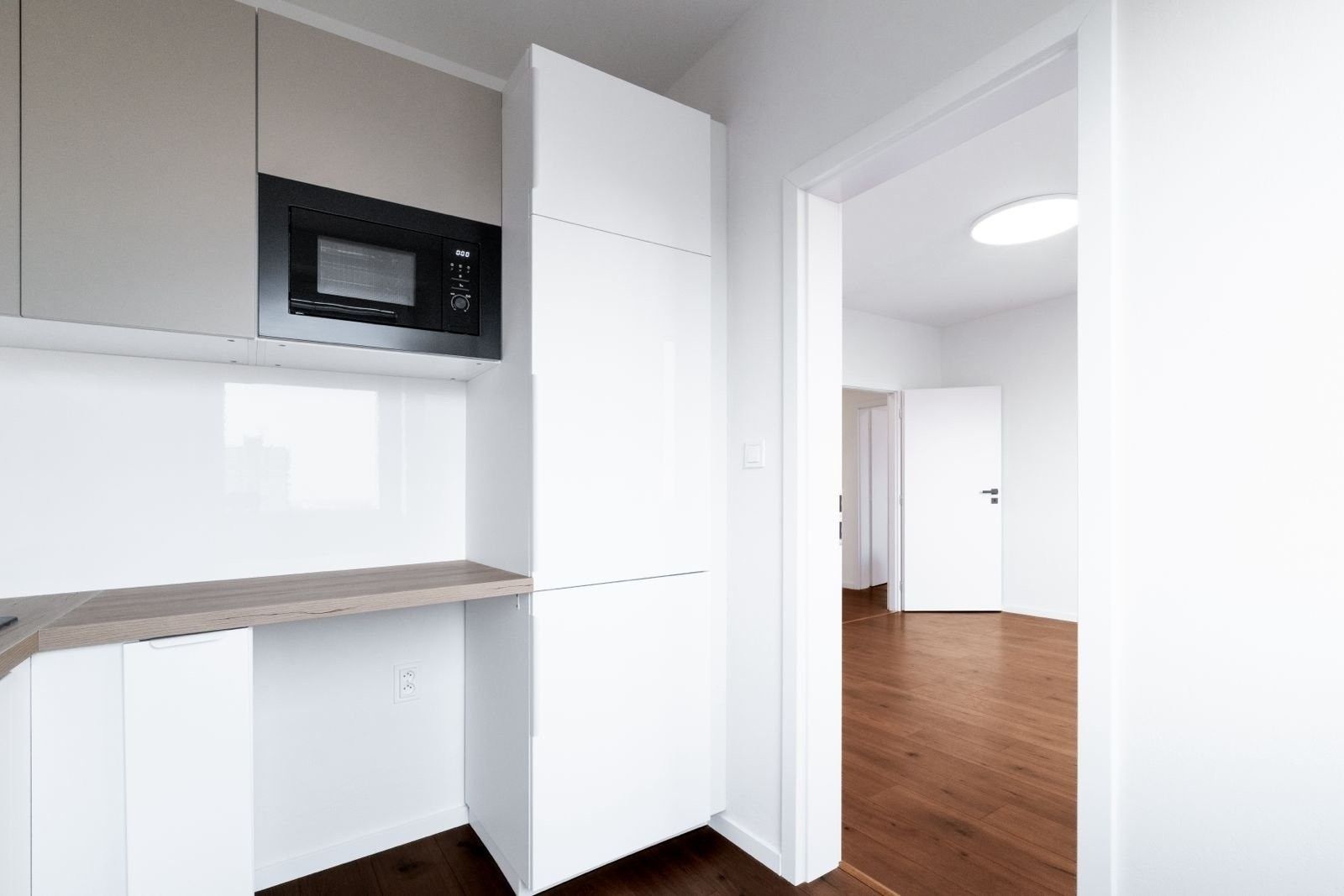 Pronájem bytu 2+1 44 m² - foto 2
