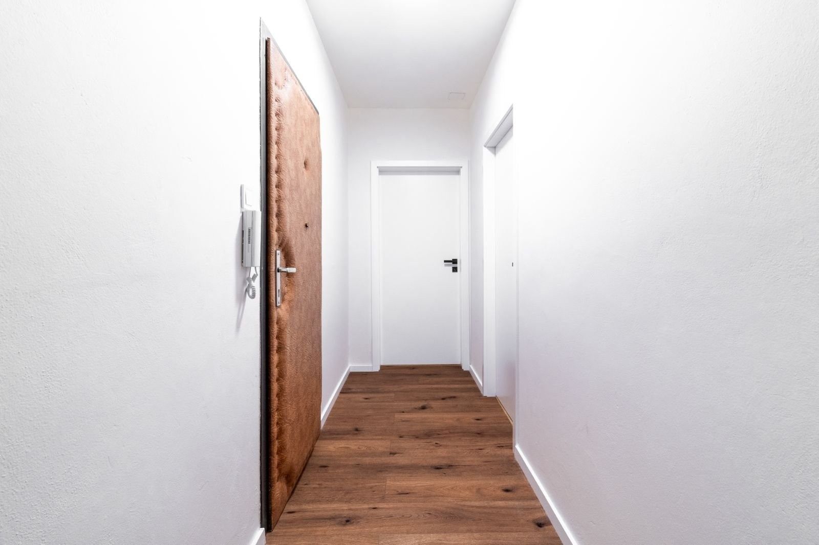 Pronájem bytu 2+1 44 m² - foto 11
