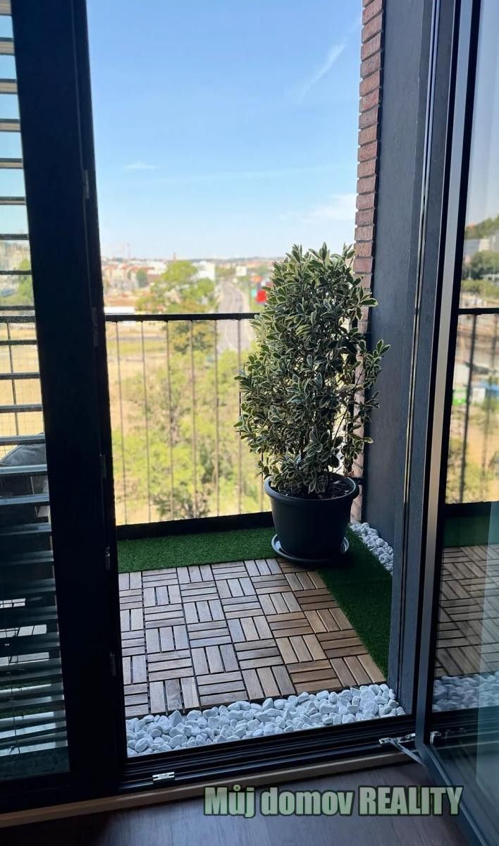 Pronájem bytu 2+kk 48 m² - foto 12