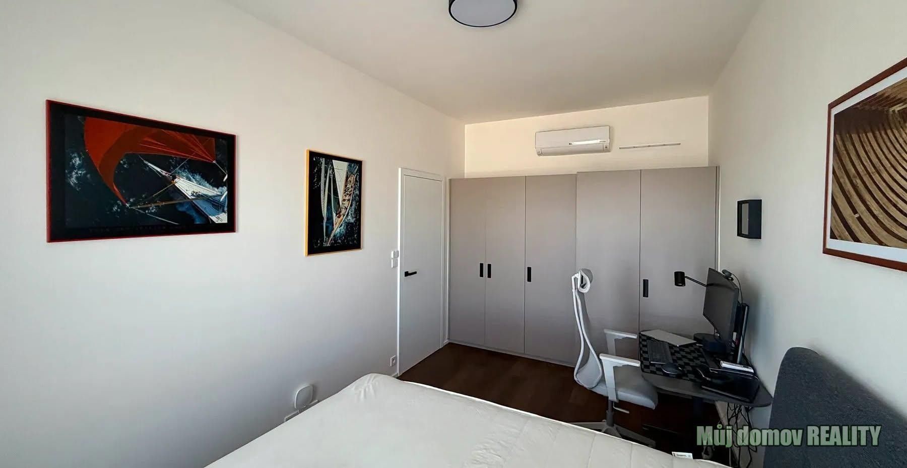 Pronájem bytu 2+kk 48 m² - foto 21