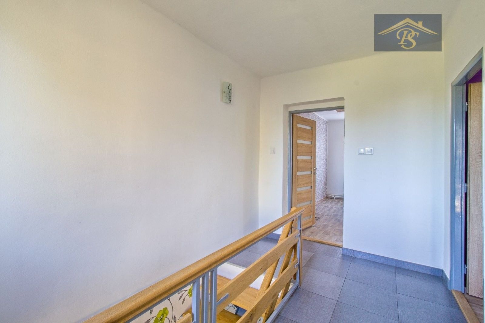 Pronájem bytu 5+kk 122 m² - foto 10