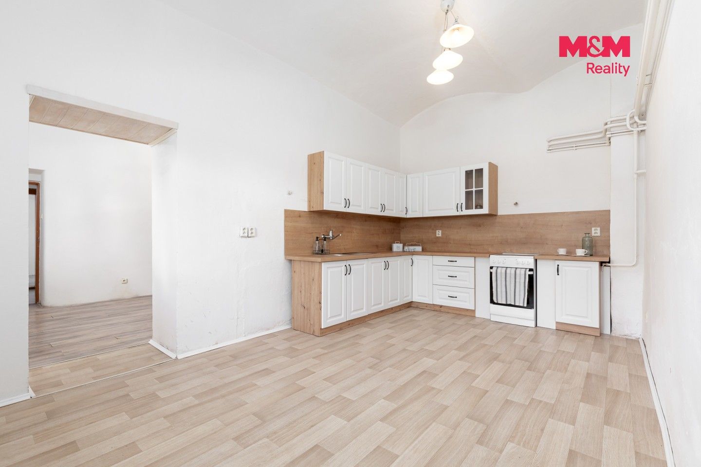 Prodej domu 300 m² - foto 1