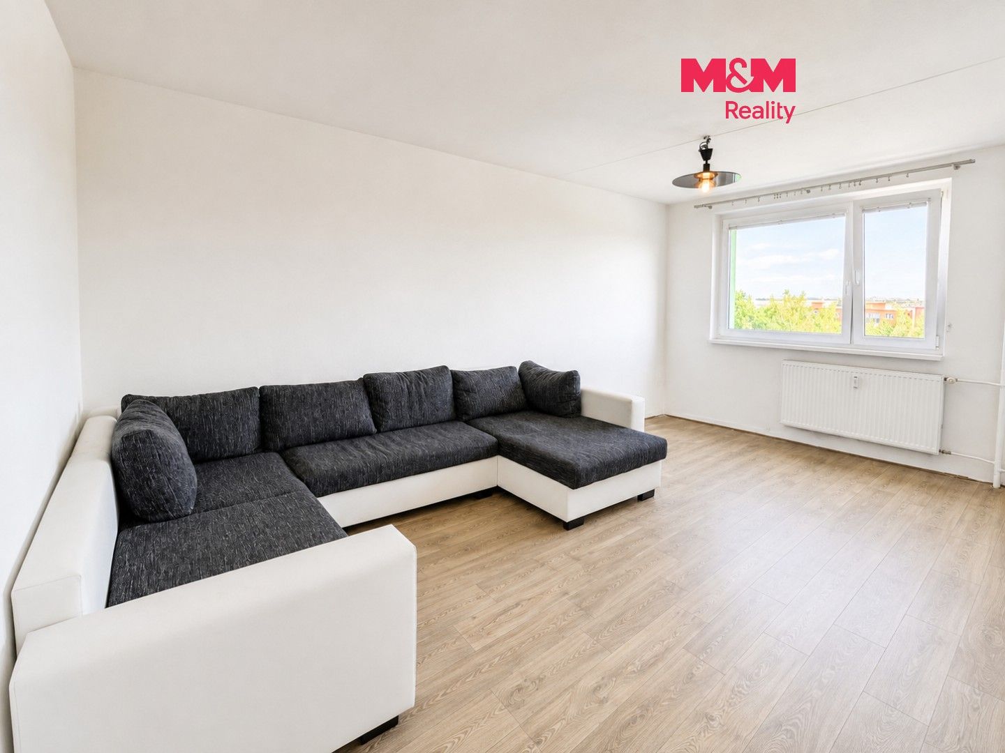 Pronájem bytu 1+1 40 m² - foto 1