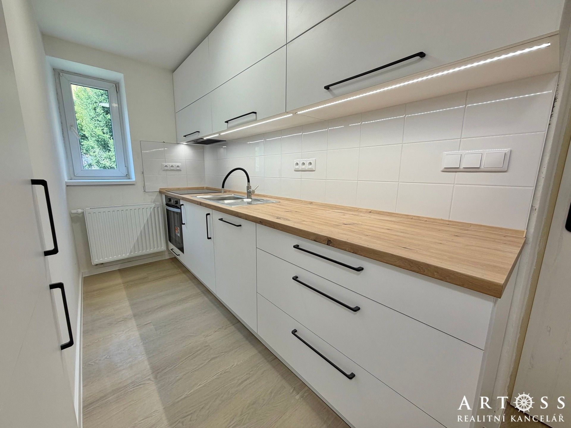 Prodej bytu 3+kk 57 m² - foto 1