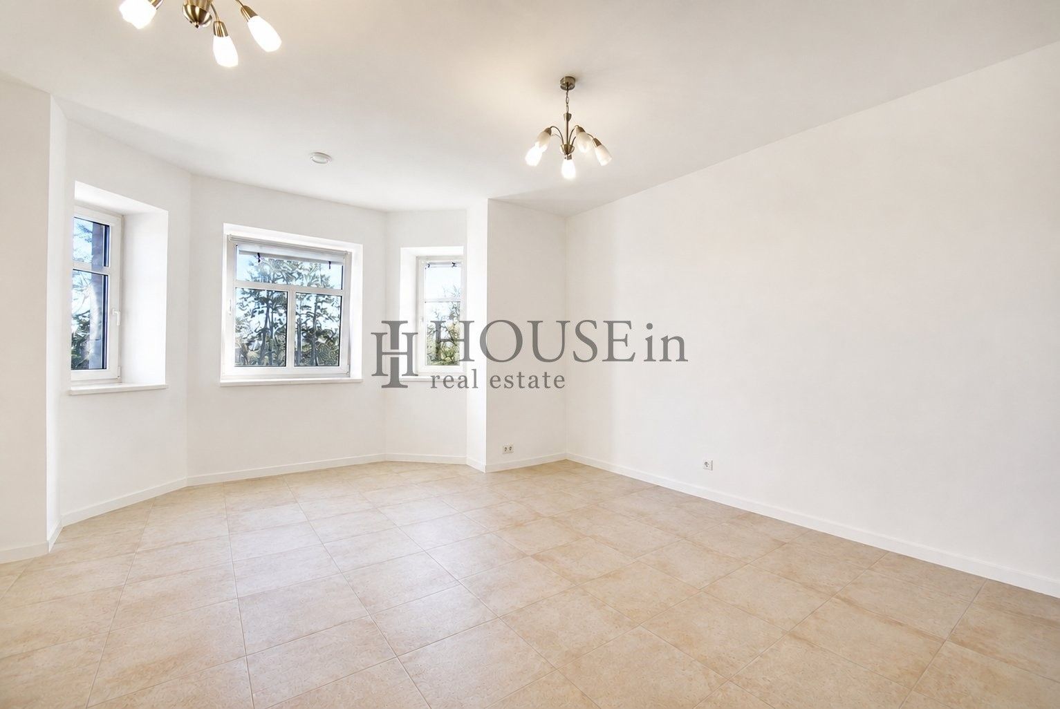 Pronájem bytu 2+kk 48 m² - foto 1