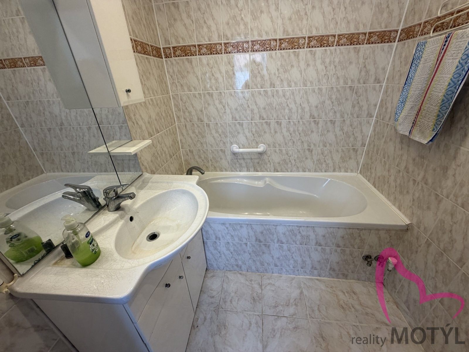 Pronájem bytu 3+1 80 m² - foto 4