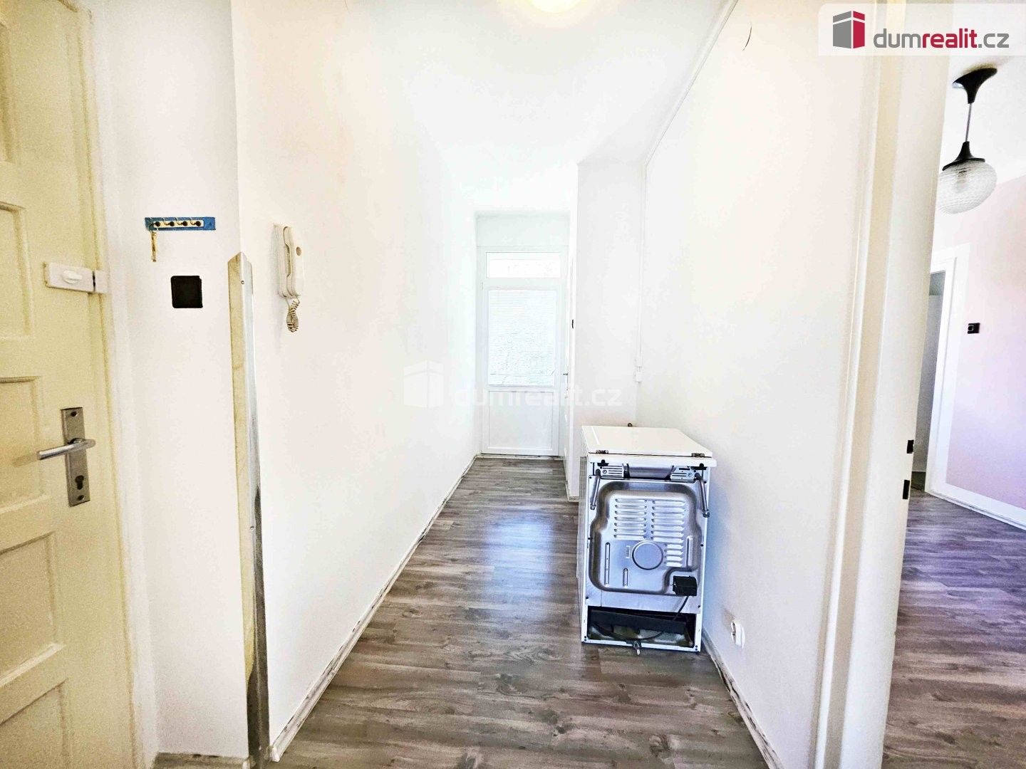 Pronájem bytu 3+kk 73 m² - foto 5